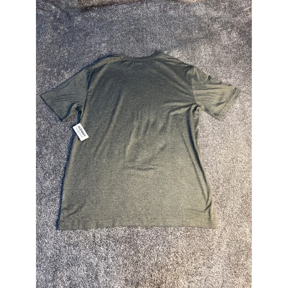 Old Navy Active Boys XL 14-16 Cloud 94 Soft Go-Dry Cool Gray T-Shirt NWT